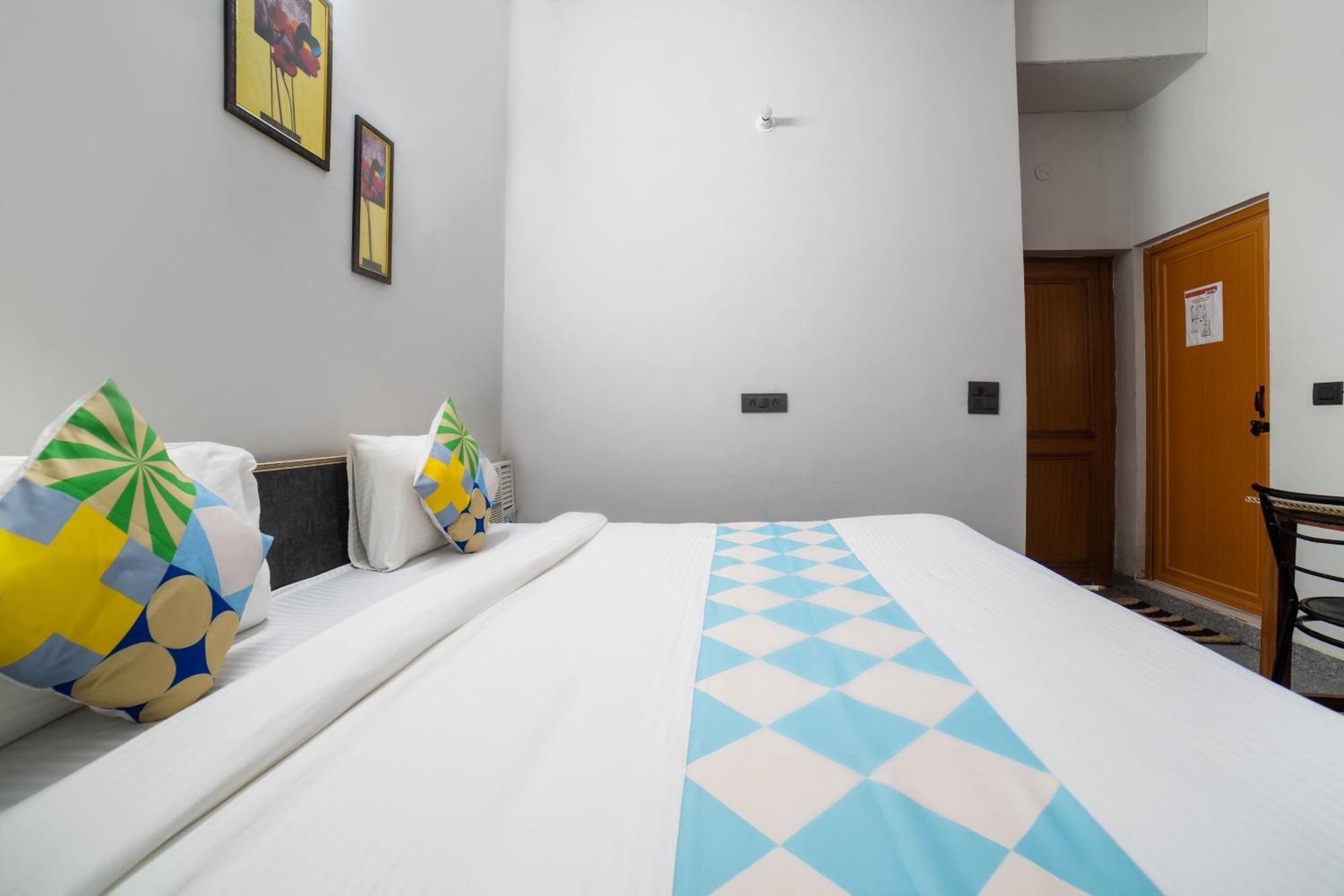 Hotel O Home Gautam Homestay 德拉敦 外观 照片