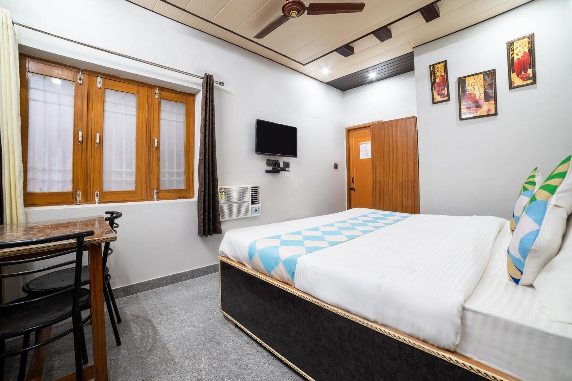 Hotel O Home Gautam Homestay 德拉敦 外观 照片